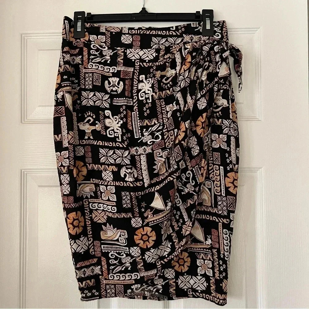 Disney Moana Print Hawaiian Wrap Skirt Size Small - Picture 2 of 11
